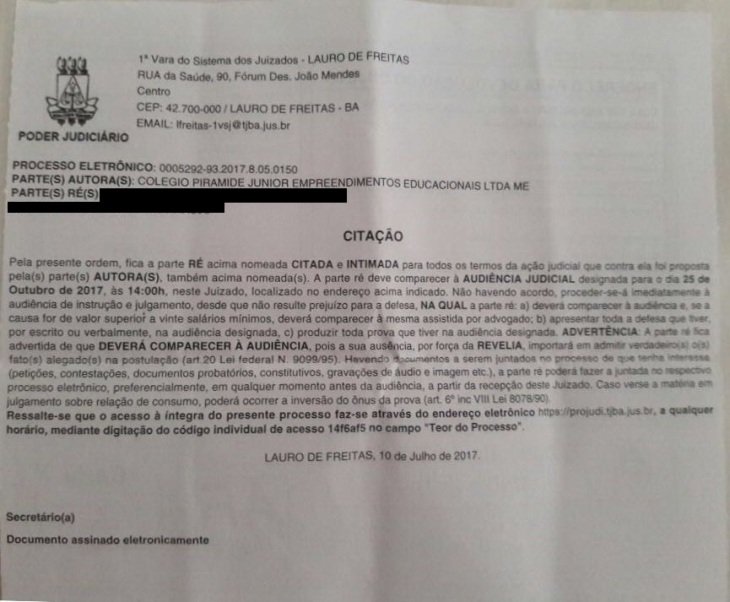 IntimaA�A?o judicial para a audiA?ncia entre os pais de alunos e a Escola PirA?mide (Foto: ReproduA�A?o)